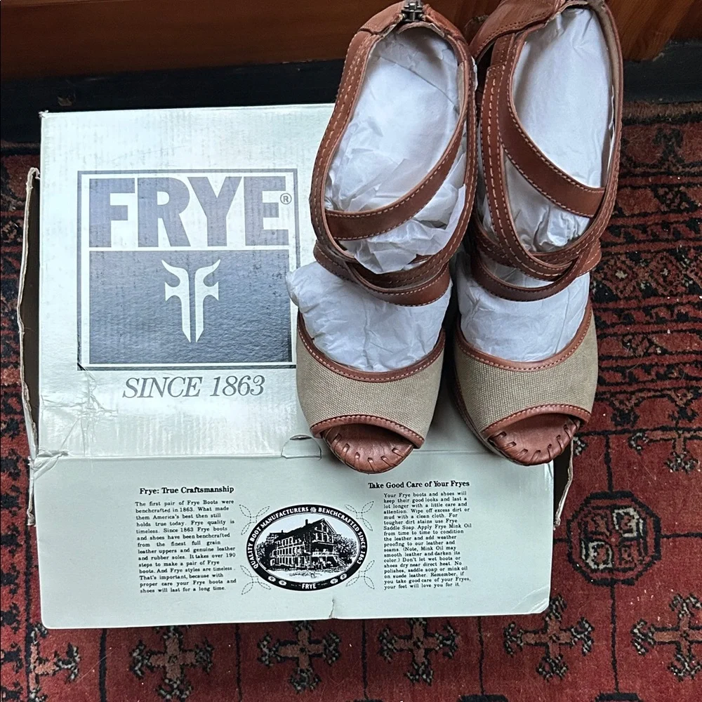 Frye NWT Women's Brown Leather & Kaki Fabric Wedge Sandals Size8.5M;Original Box